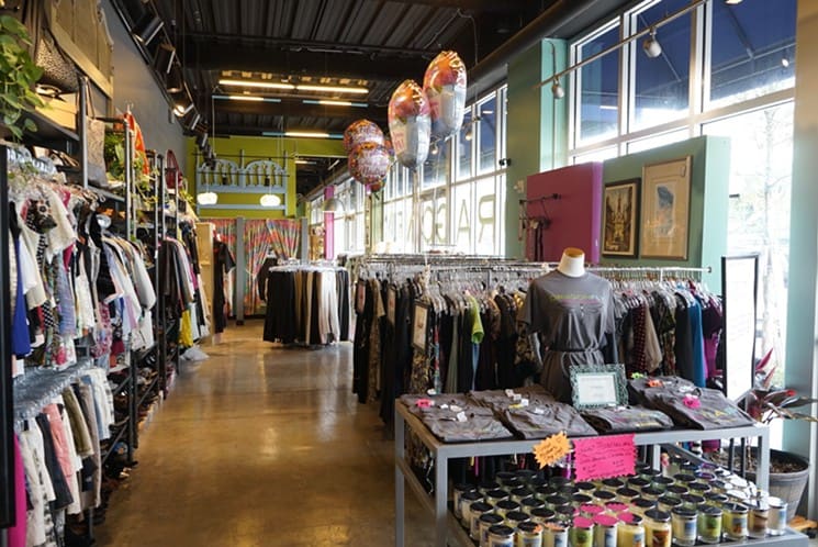 How to Find The Best Thrift Store Franchise Opportunity In Colorado Springs