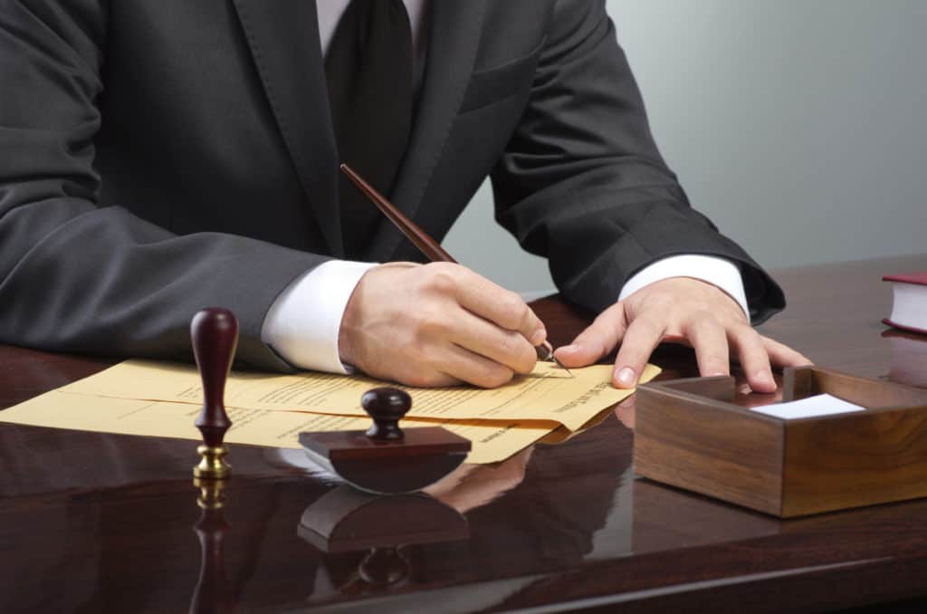 Hiring Outside General Counsel Services