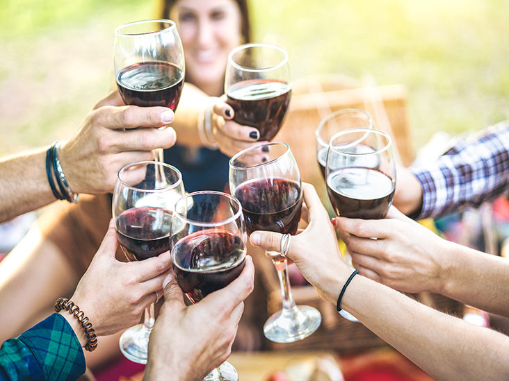 5 Ways to Drink Wine and Stay Healthy