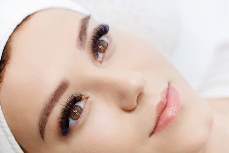 8 Proven Techniques to Achieve a Long-lasting Eyelash Extension Set